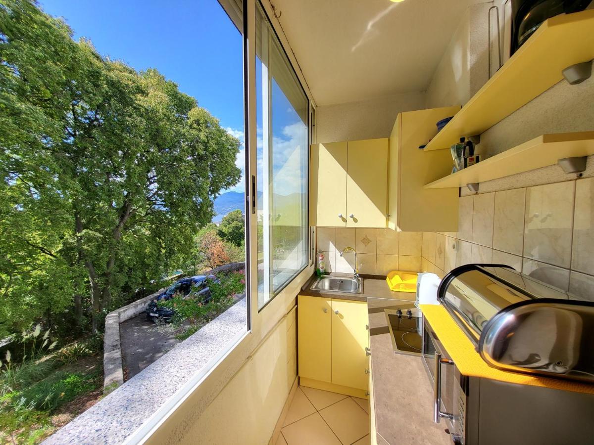 Apartment Kantrida-Near The Beach Rijeka Exterior foto