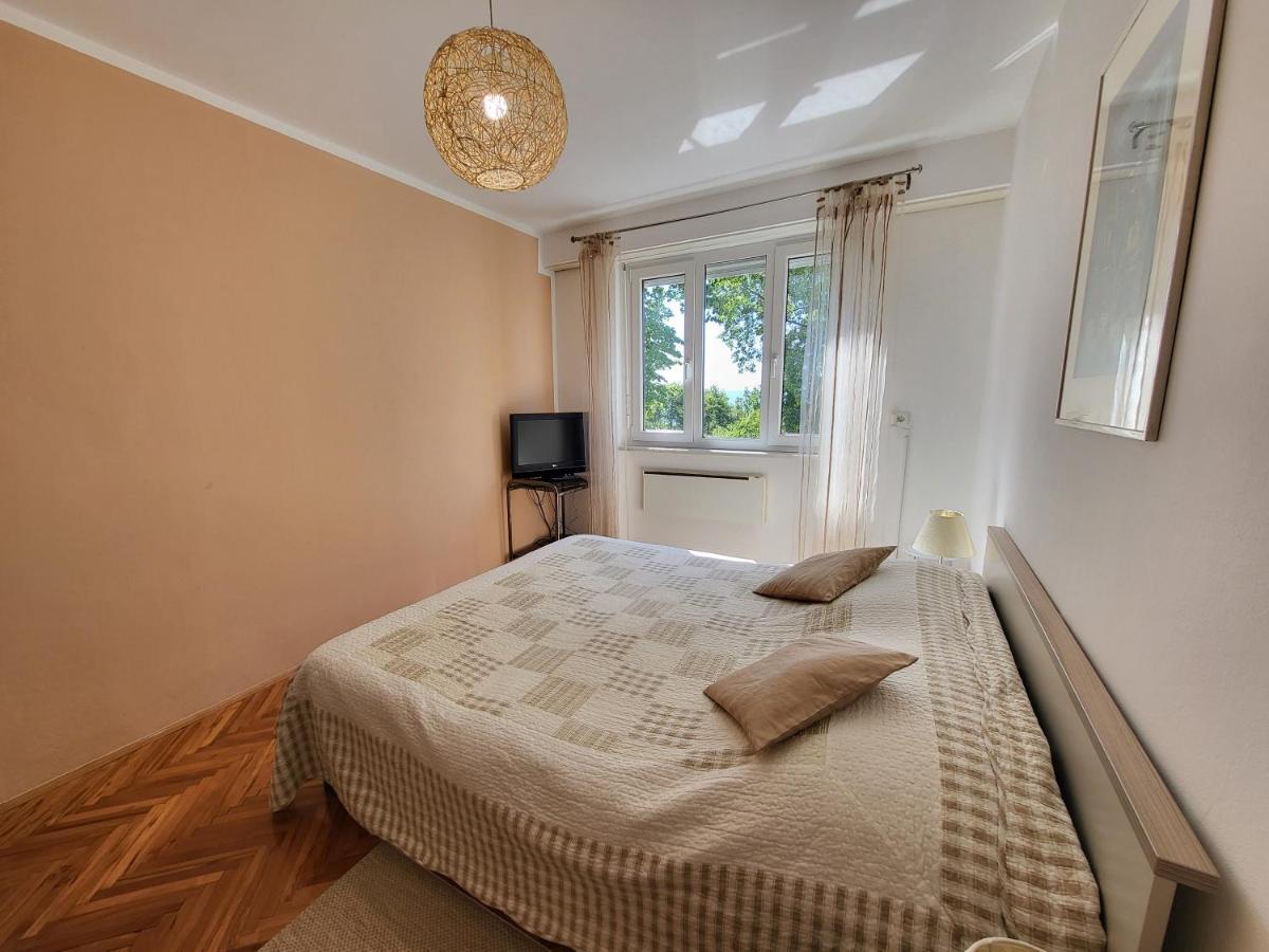 Apartment Kantrida-Near The Beach Rijeka Exterior foto